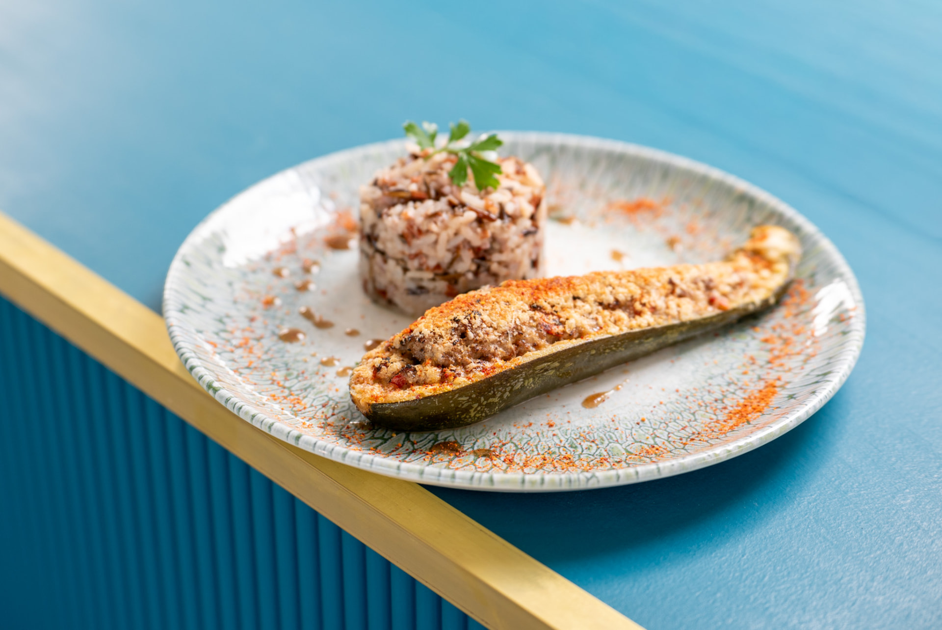 Courgette farcie gratinée, riz sauvage